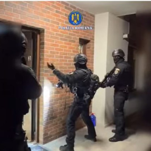 Poliția Cluj a destructurat o rețea de camătă și șantaj