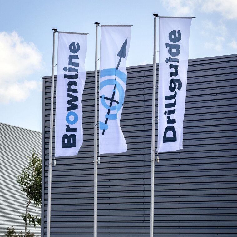 Flaggen von Brownline und Drillguide
