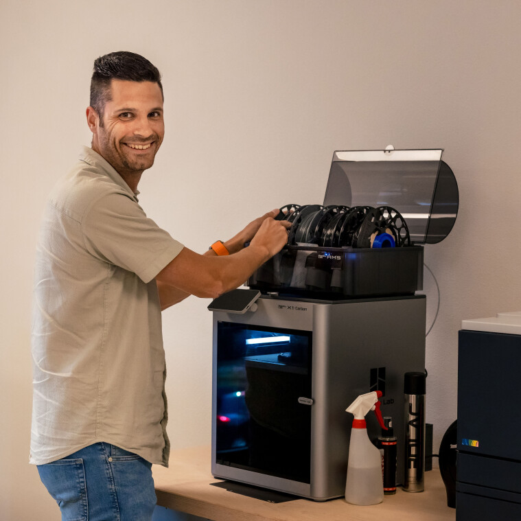 Mitarbeiter in Brownline-Bus