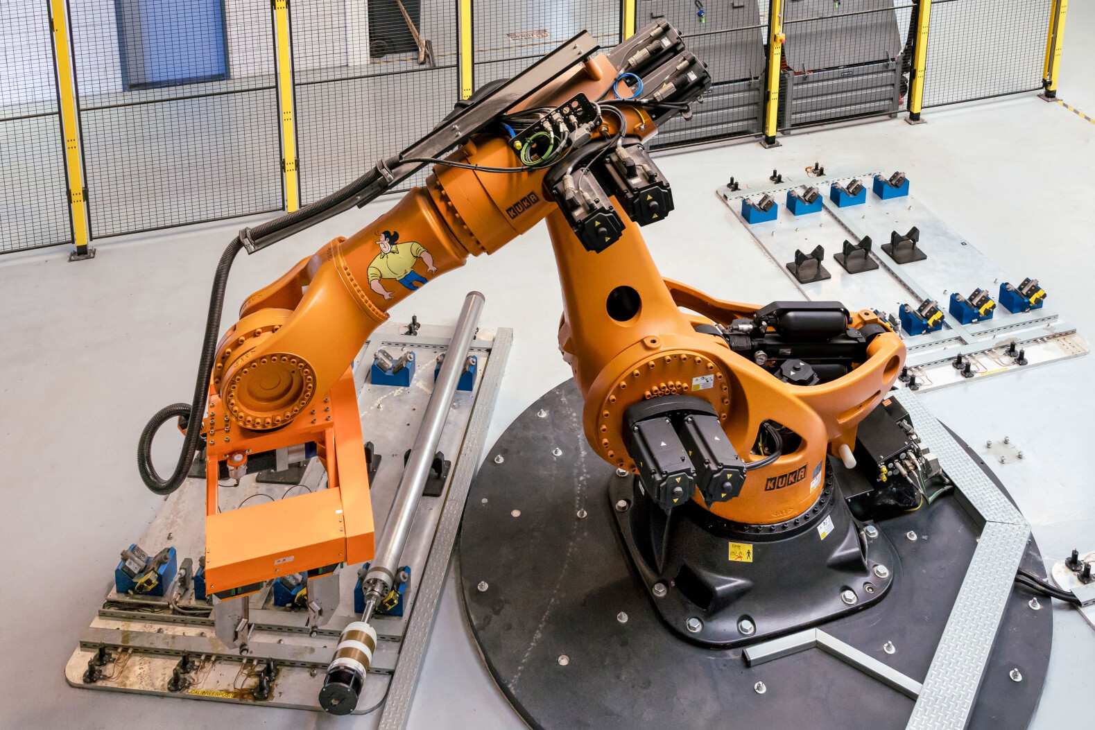 013Robot17juli25BOVENAF_aangepast