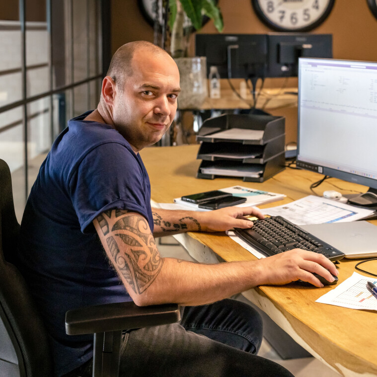 Sjonnie, Operations -Planers