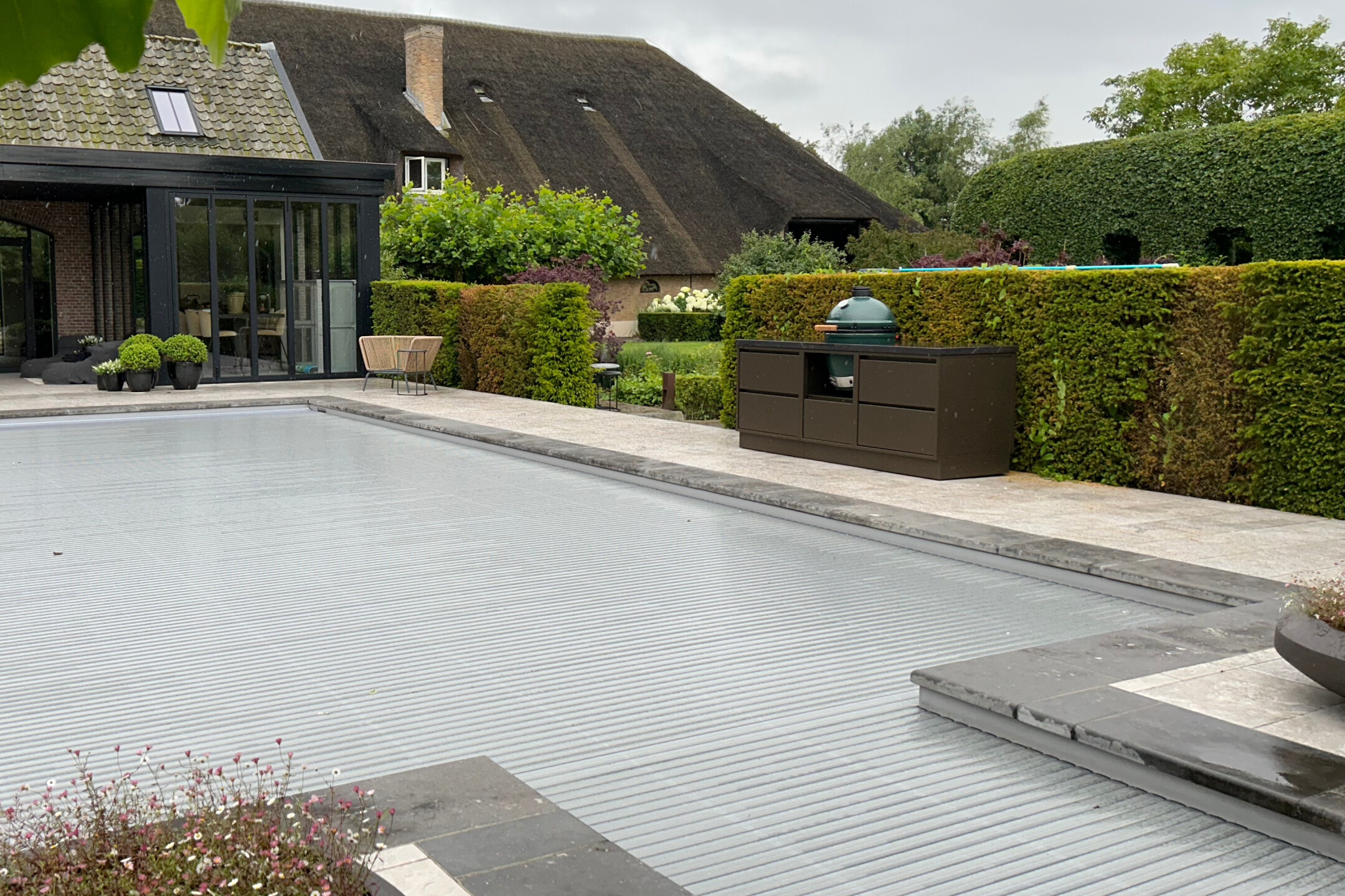 Maatwerk buitenkeuken - Zuid-Beijerland Poolside Edition