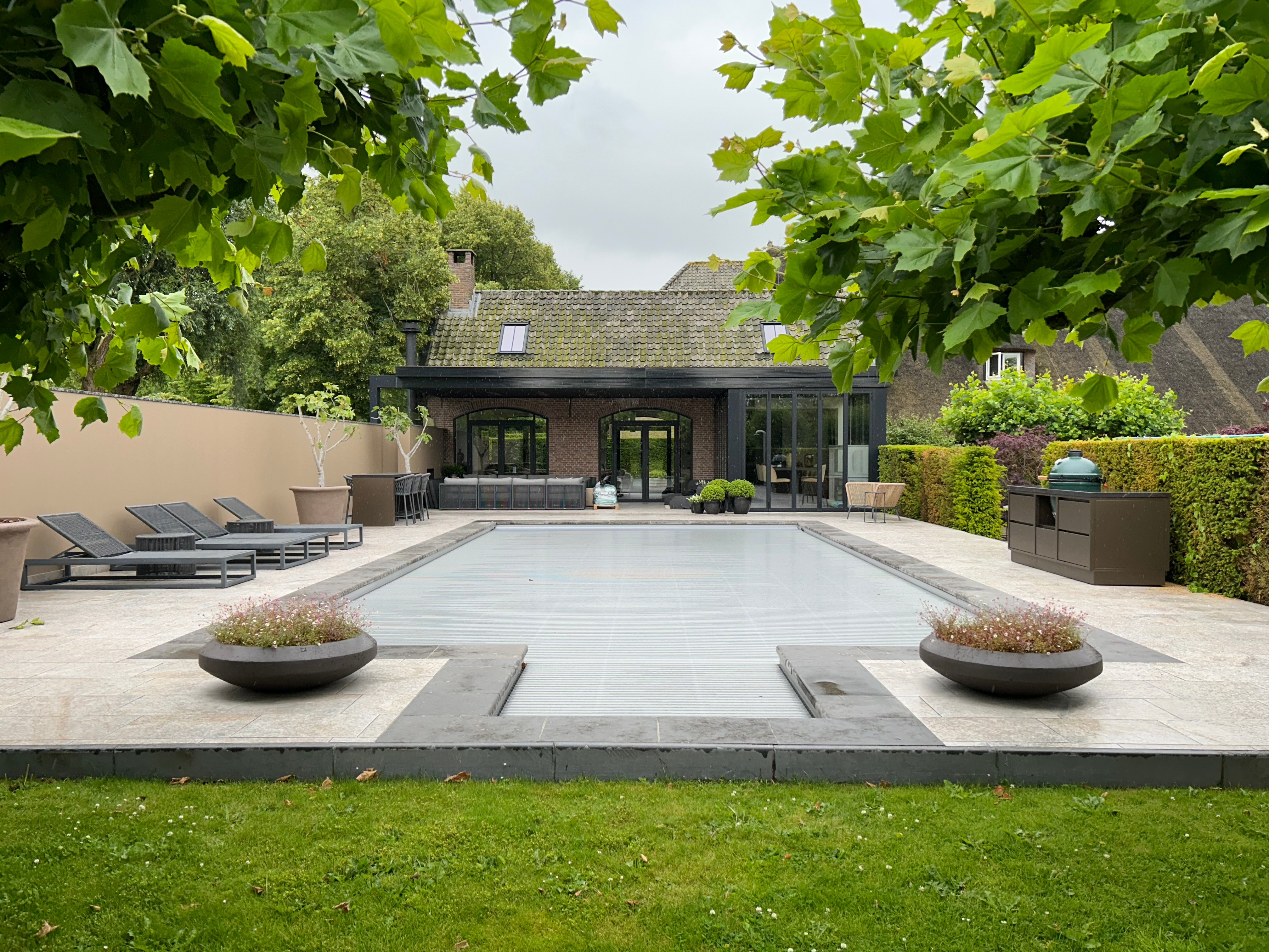 Maatwerk buitenkeuken - Zuid-Beijerland Poolside Edition