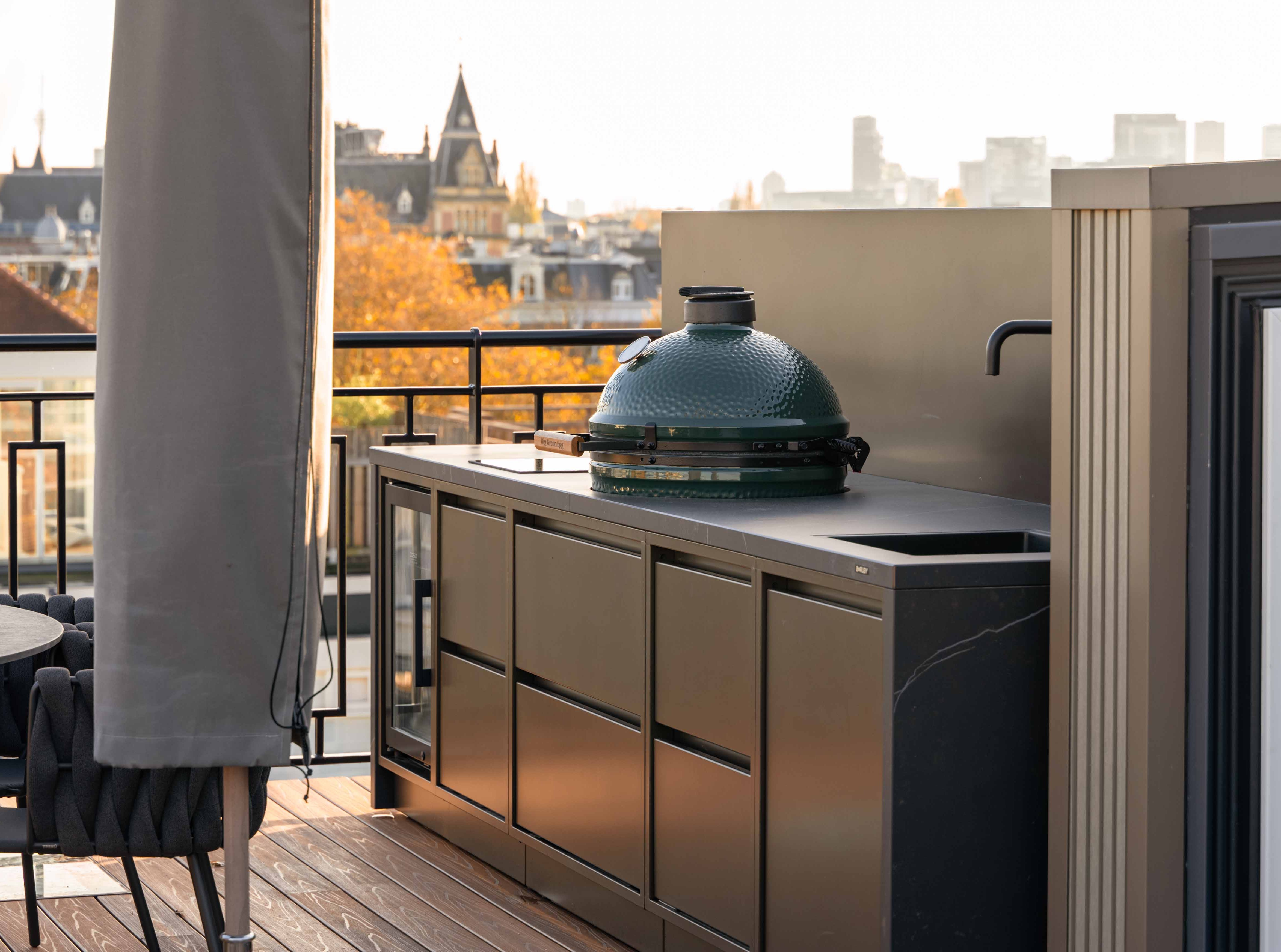 4 voorbeelden van buitenkeukens voor een kleine tuin, balkon of dakterras