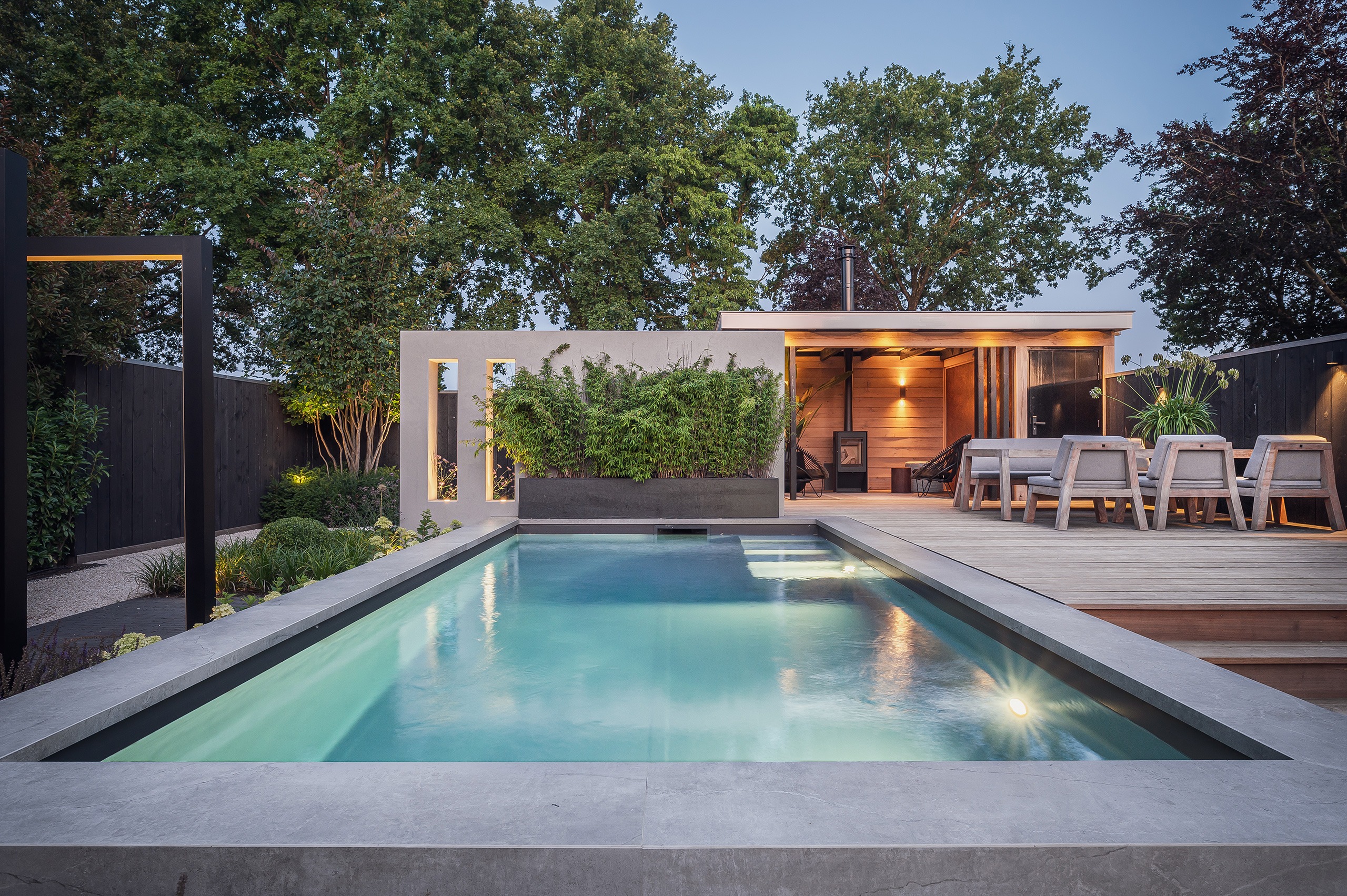 Buitenpracht- zwembad-poolhouse