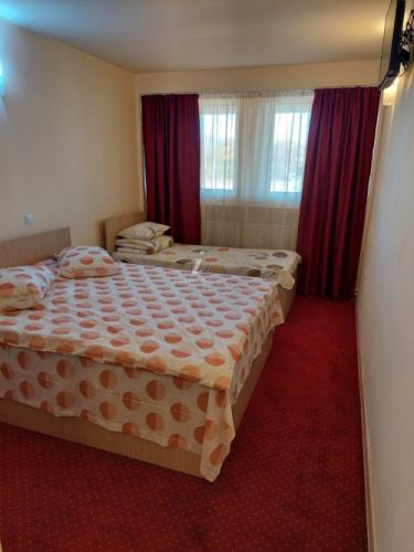 Hotel Dumbrava Minunată