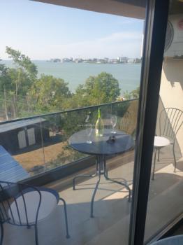 Garsoniera Mamaia Lake View Luna Parc
