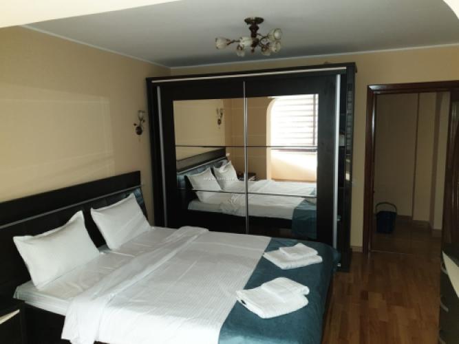 Apartament Faleza Nord - 3 Papuci