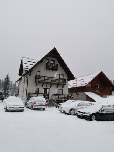 Cabana Izvorul Prigoanei - Șureanu