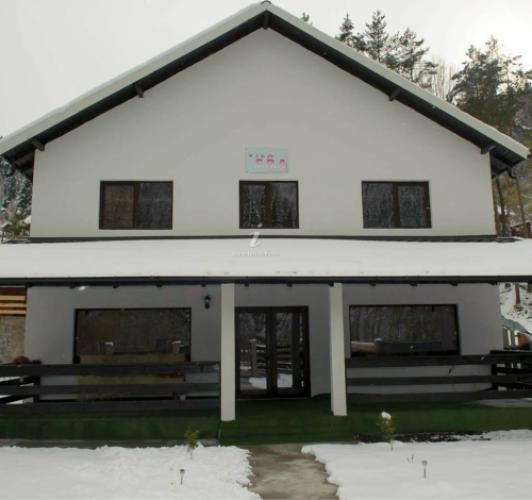 Pensiunea Aaron`s Home