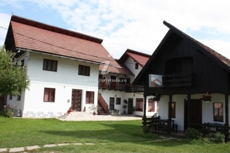 Pensiunea Valea Șimonului