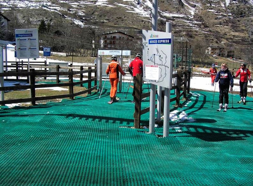 RubbaGrass® Green Mats on a Ski Slope