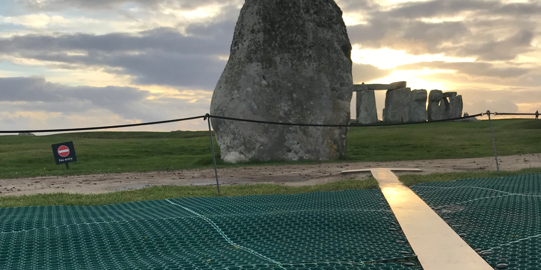 f4b1ff5135bd2cdaf6aa26f78121781f