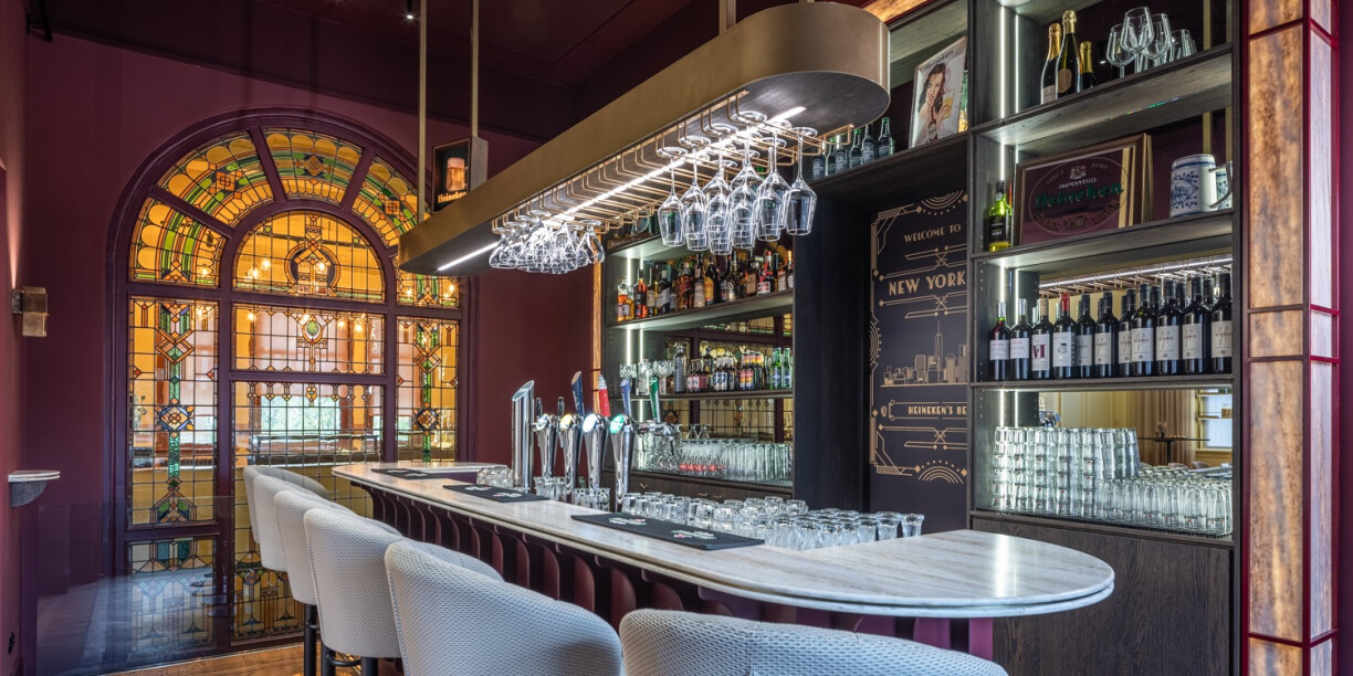 The New York Bar2  3