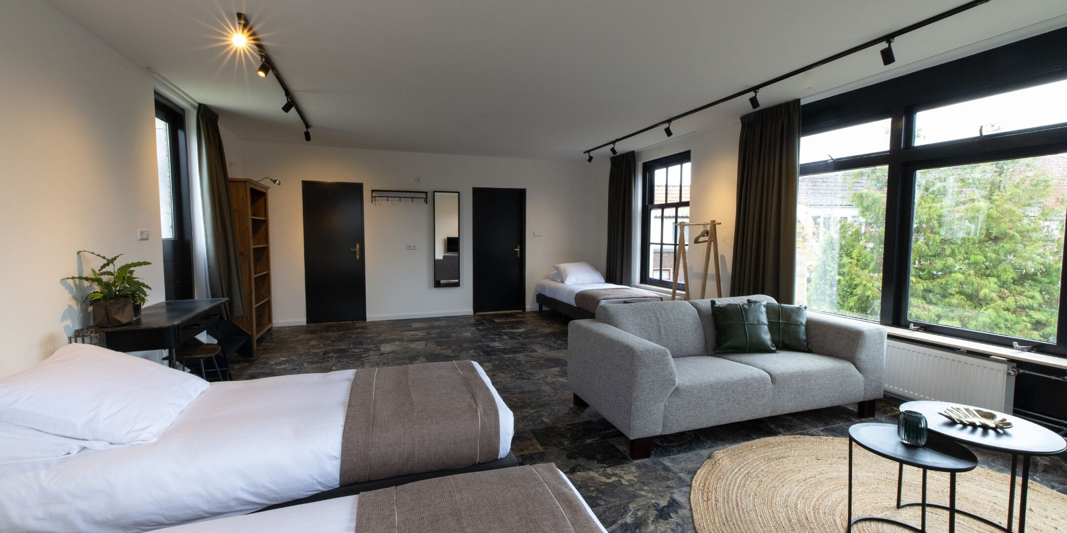 21  698 x 873 px   2160 x 1080 px