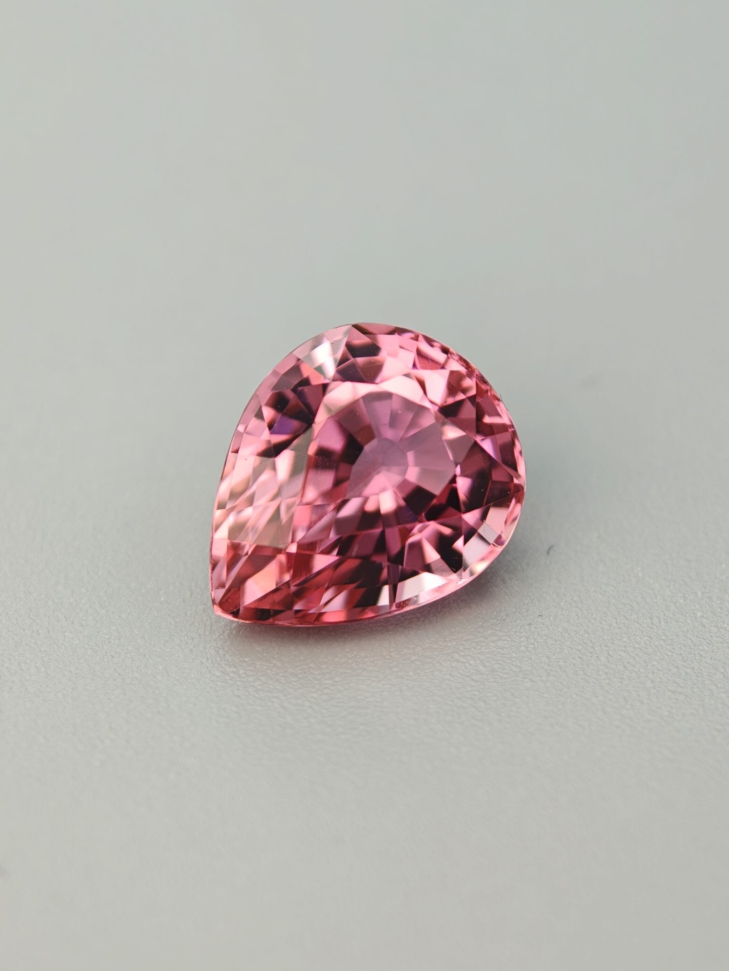 Gioielli e gemme di tormalina rosa | Acquisti Online su