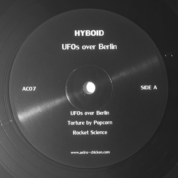 Hyboid — UFOs Over Berlin