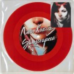 Nina Kraviz — Skyscrapers (Red)