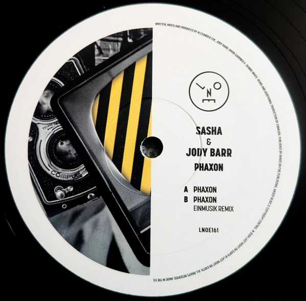 Sasha & Jody Barr — Phaxon