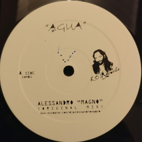 Alessandro "Magno" & Moreno Pezzolato — Agua