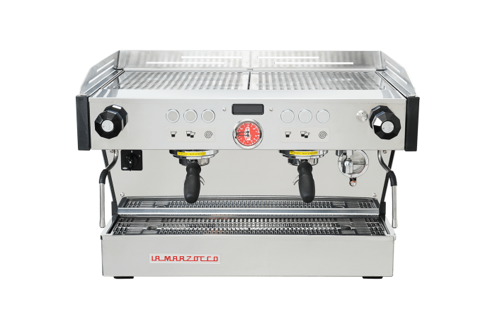linea-pb_av_2-group_front