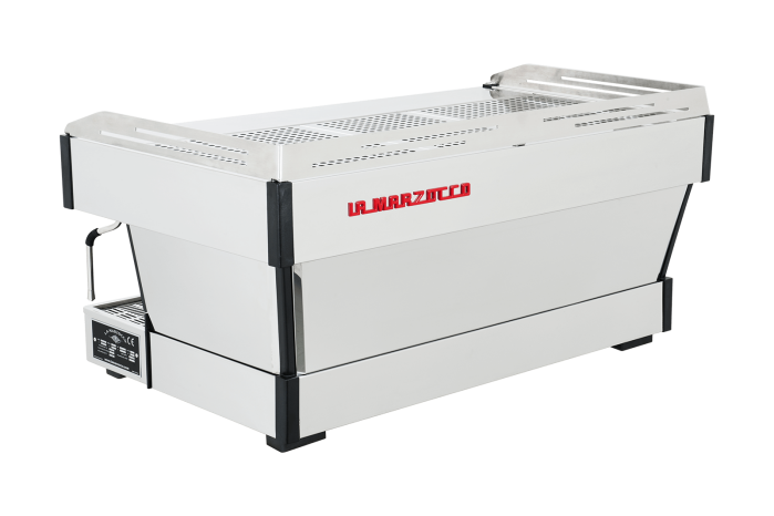 linea-pb_av_3-group_back