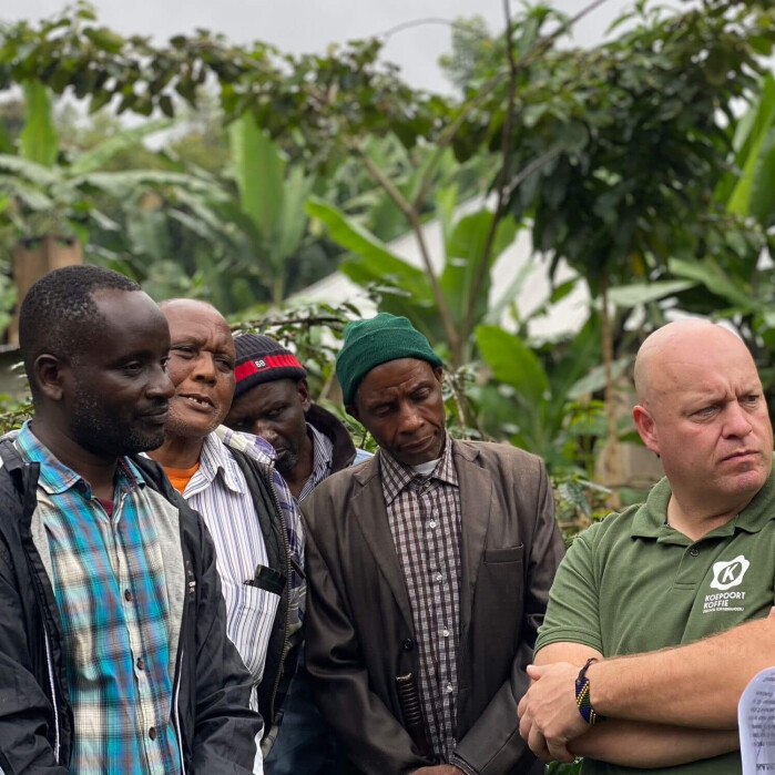 b3b57a2a-a6d5-4227-b44a-a4c102363f6e 1