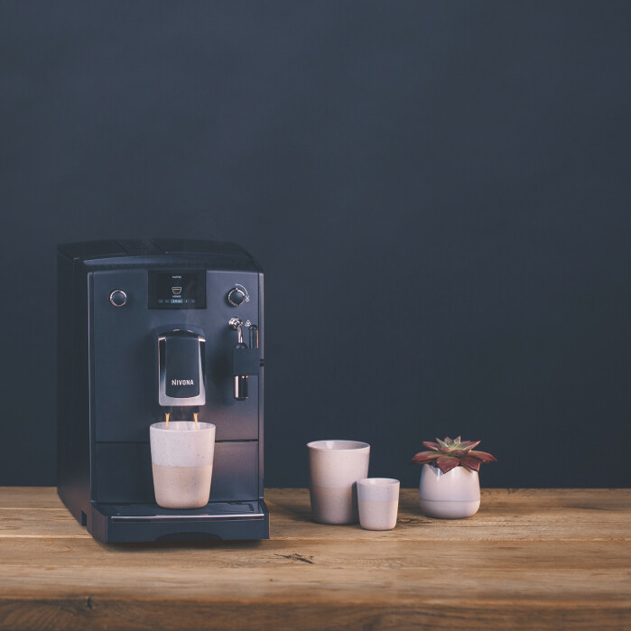 NIVONA_NICR_550_Leitm_seitl_50x50_logo-217313_mr_sh