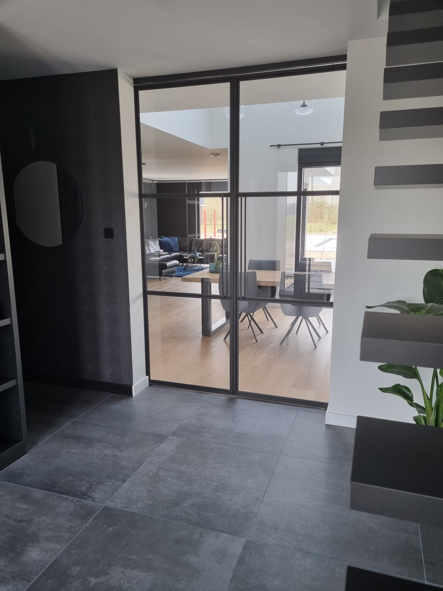 72ca2217-66ad-4042-87b4-e227caec41de