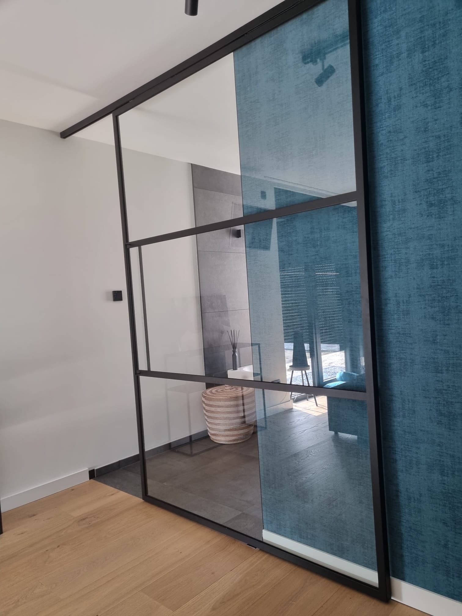 c7be1e9b-eeb9-4850-ac7d-691c4b2294b1