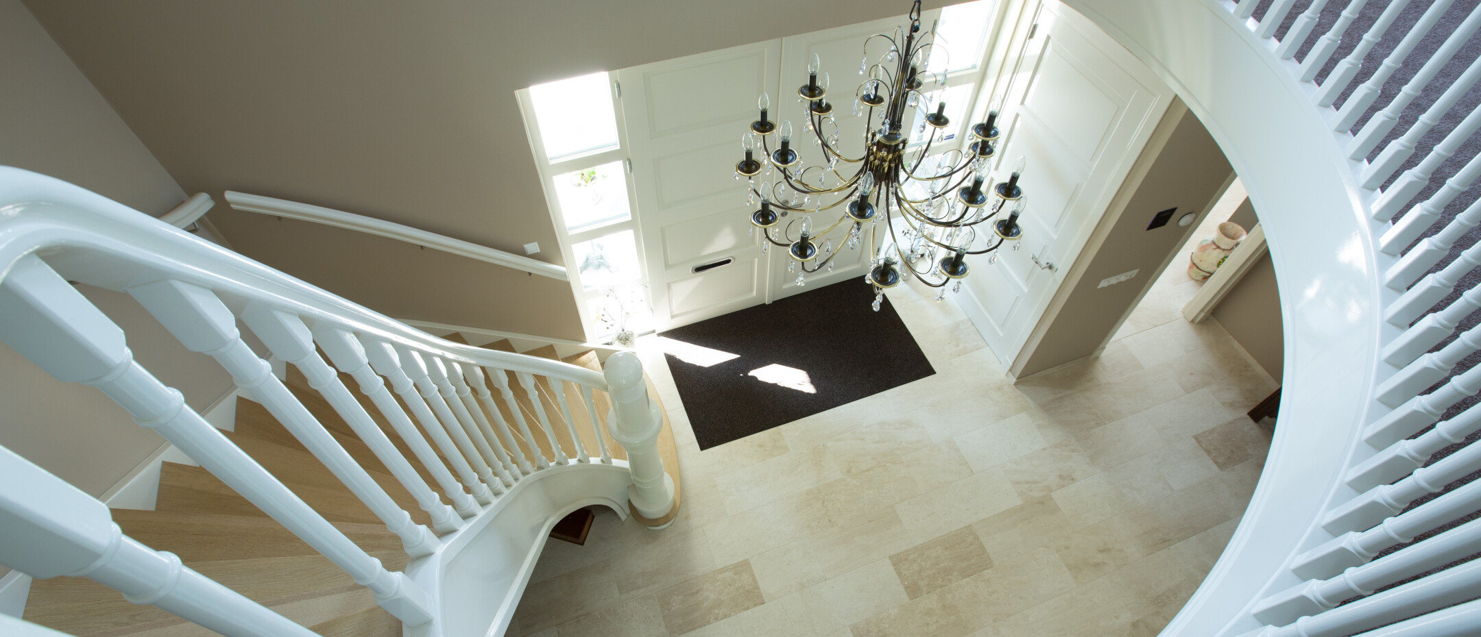 Exlusieve Villa aan rustieke watergang Krimpen aan den IJssel-e