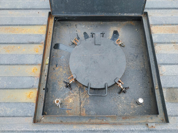 Manlid_28f2fc33-1fb2-438c-8ea9-df794c73bd66