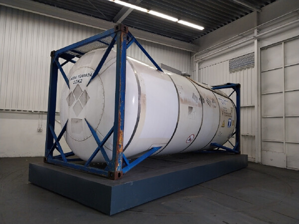 Front LHS_3a142939-098e-4b76-a5af-161d974b5bb5