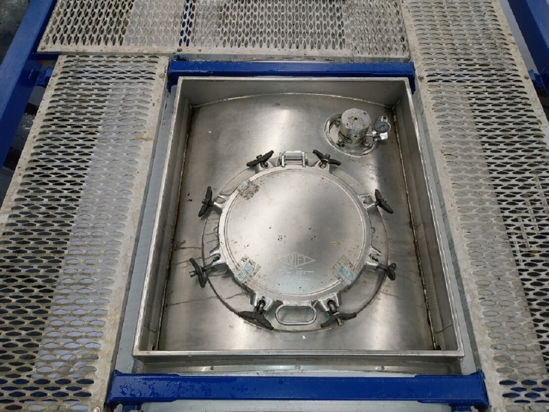 Manlid_03c804b2-382b-49d1-a156-7cda5797b1e0