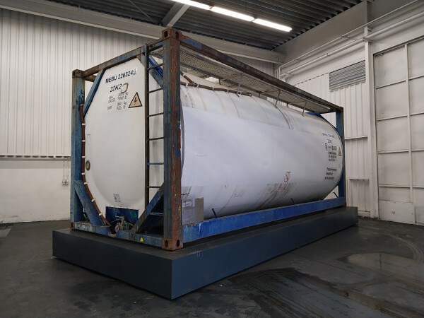 Rear RHS_ef6ae810-66f6-4e08-b392-69d18a57c0ee