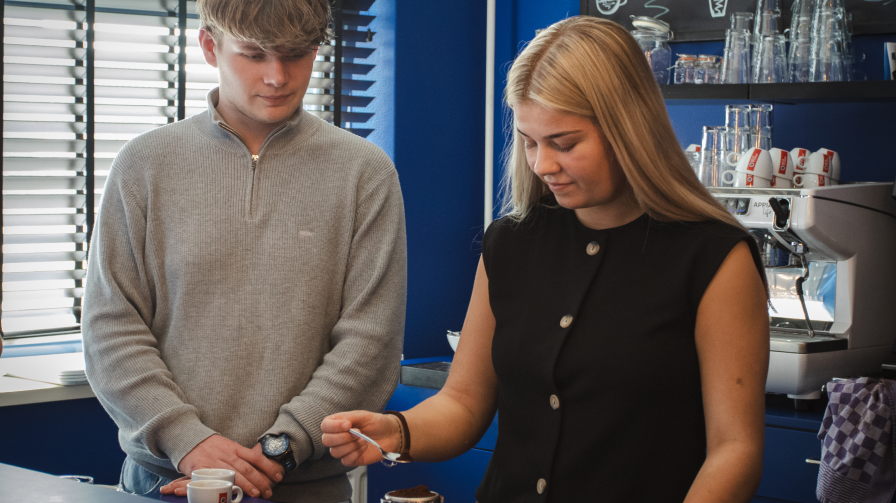 Studenten experimenteren met koffie
