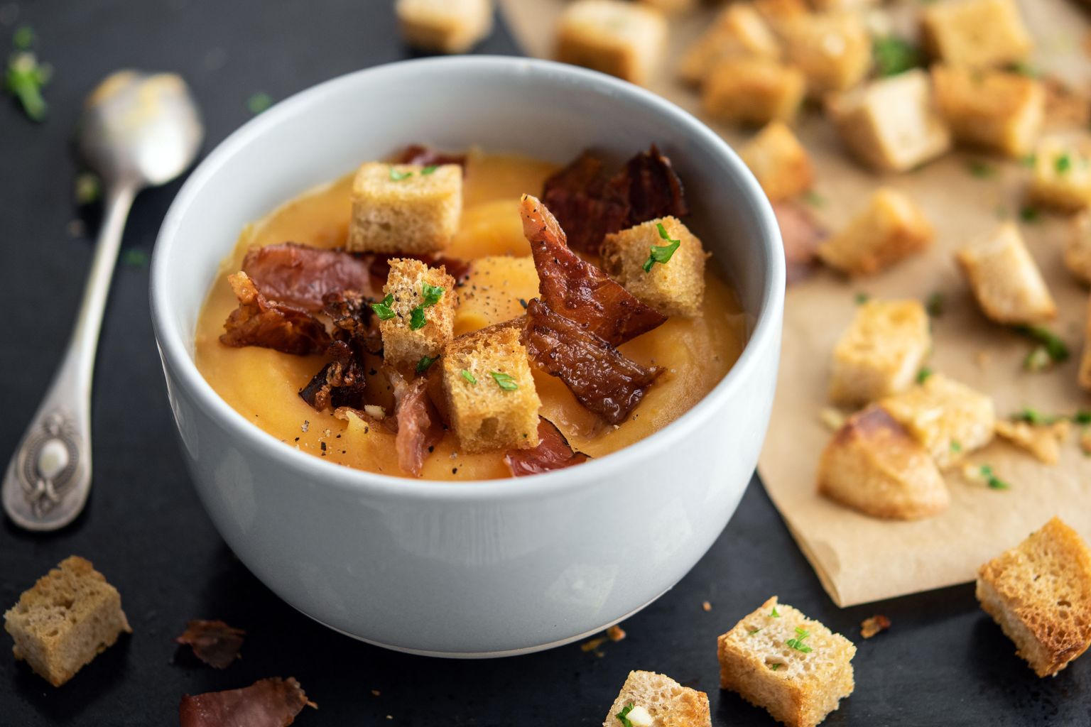 Recette Soupe De Legumes Croutons Persilles Et Speck Croustillant