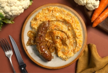 Saucisses rustiques et purée de carotte et chou-fleur au cumin