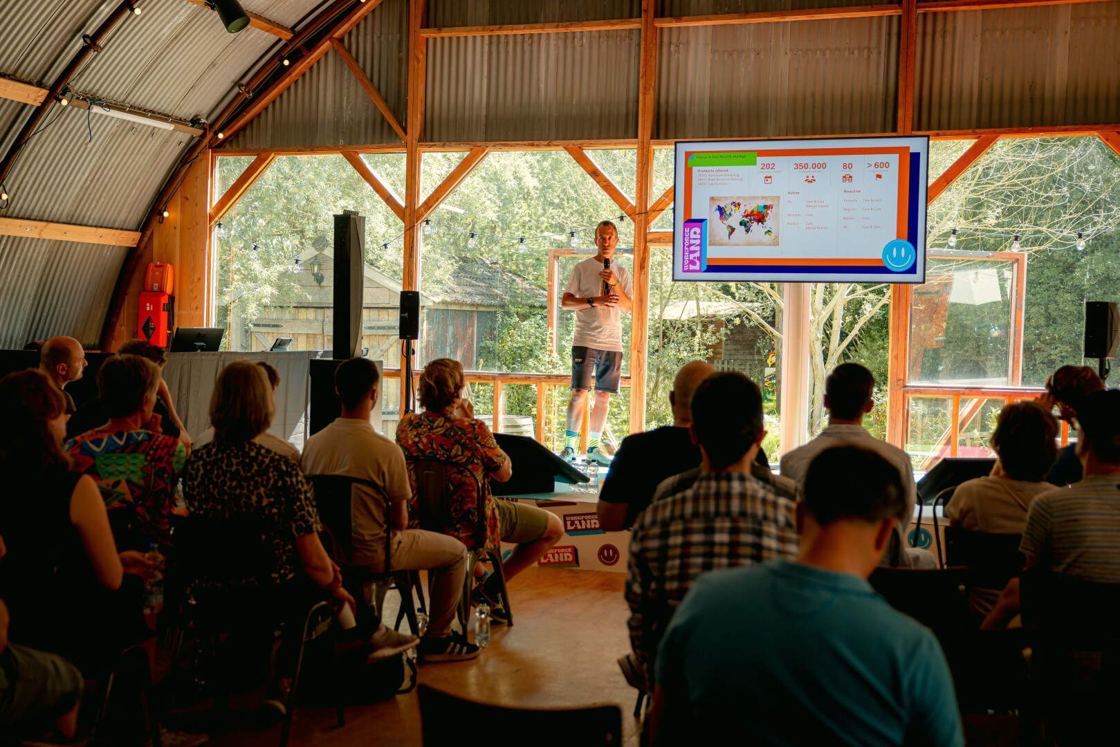 Plenaire-kennissessies-tijdens-het-congrestival