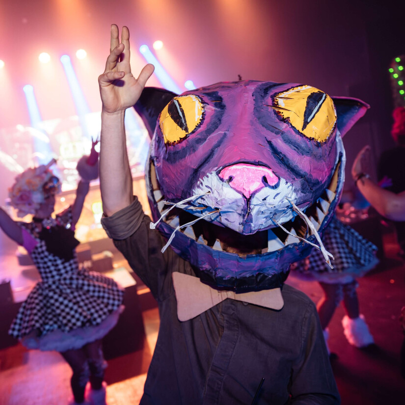 Dresscode jubileumfeest GLRious Madness