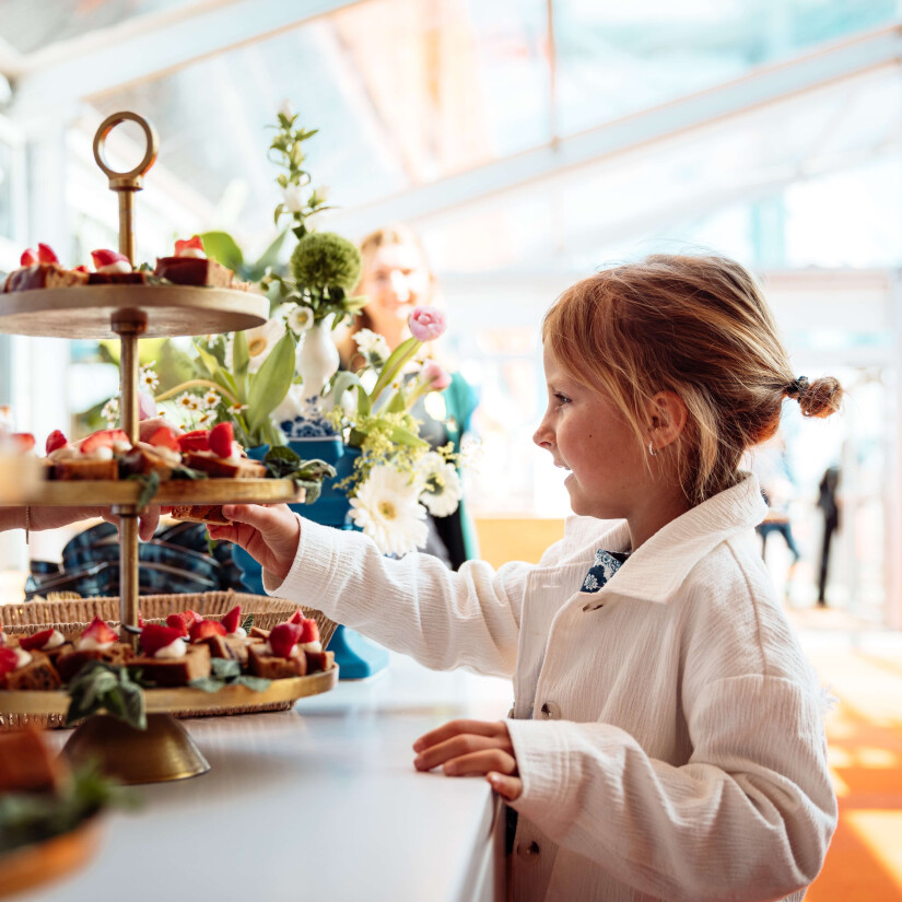 Catering - Hapag Lloyd - naming ceremony - Rotterdam Express - Raad & Daad Evenementen
