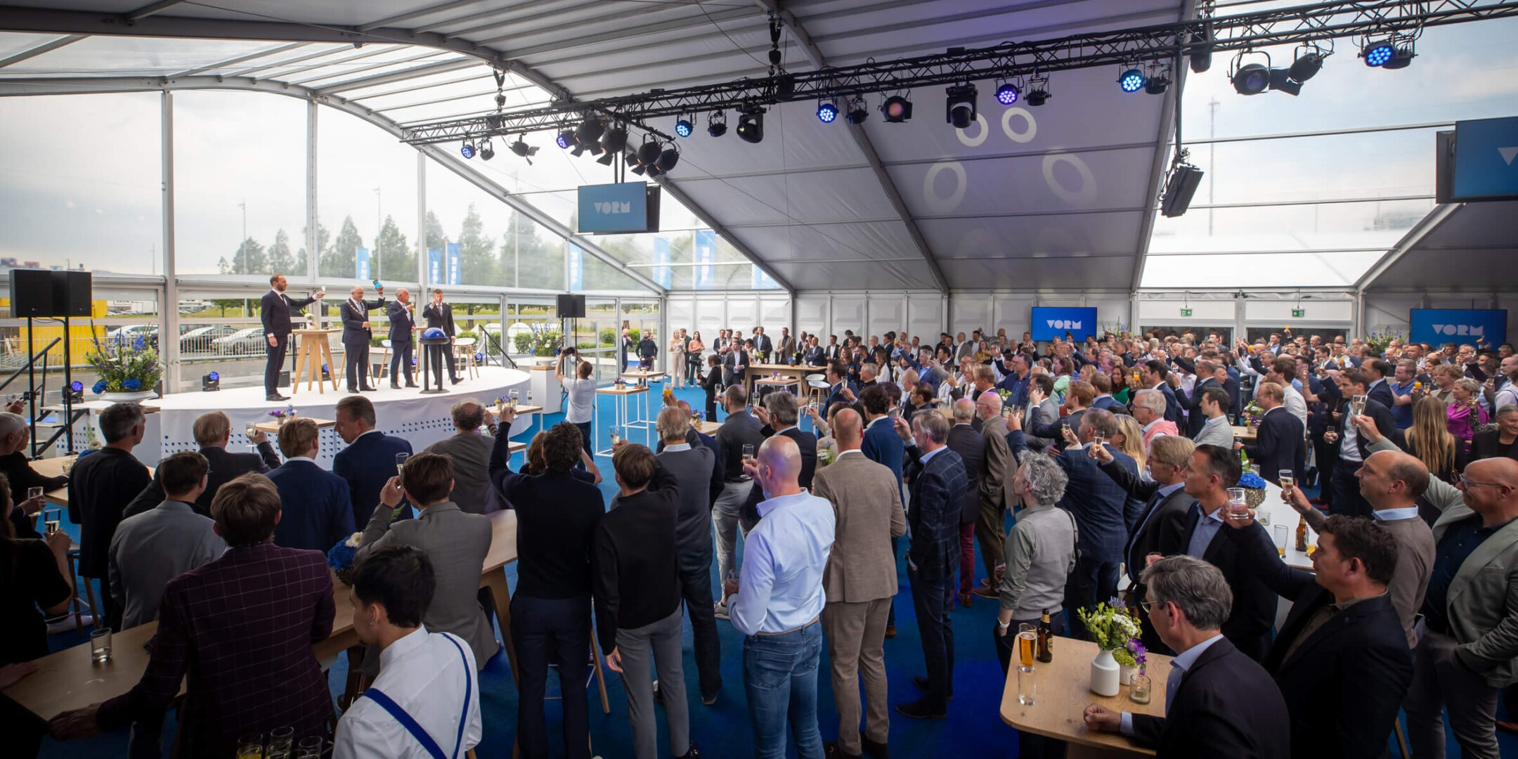 Openings-bedrijfspand