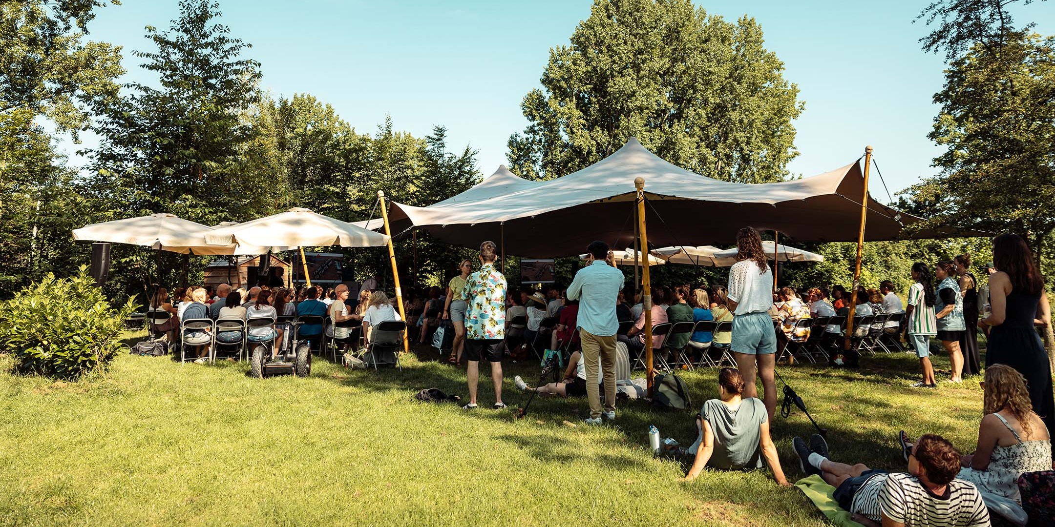 NEN_zomerfestival_bedrijf_Raad Daad_stretchtent