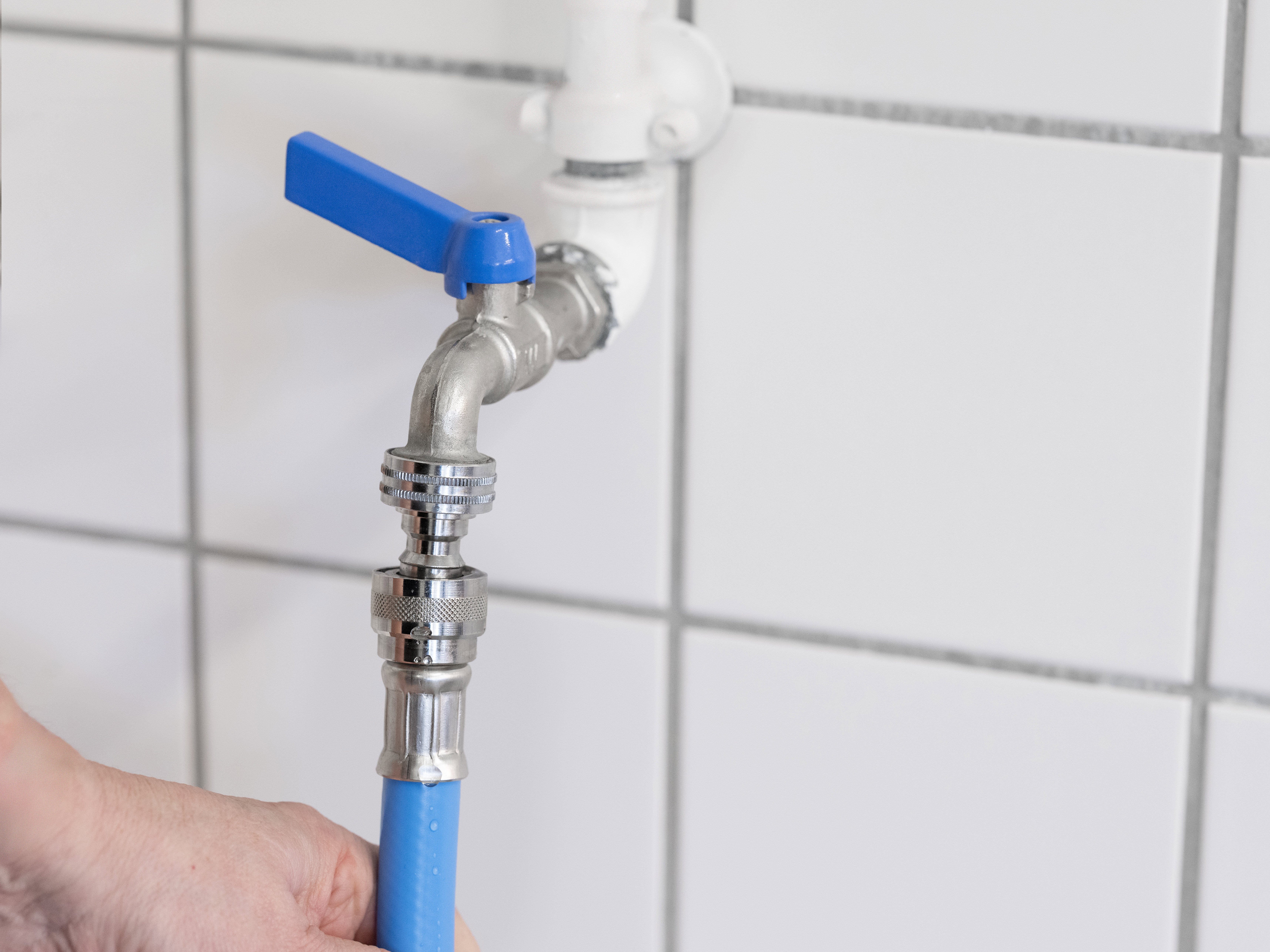 0071215_parent-vikan-93353-slang-heetwater-en-20bar-hogedruk-20-meter-blauw