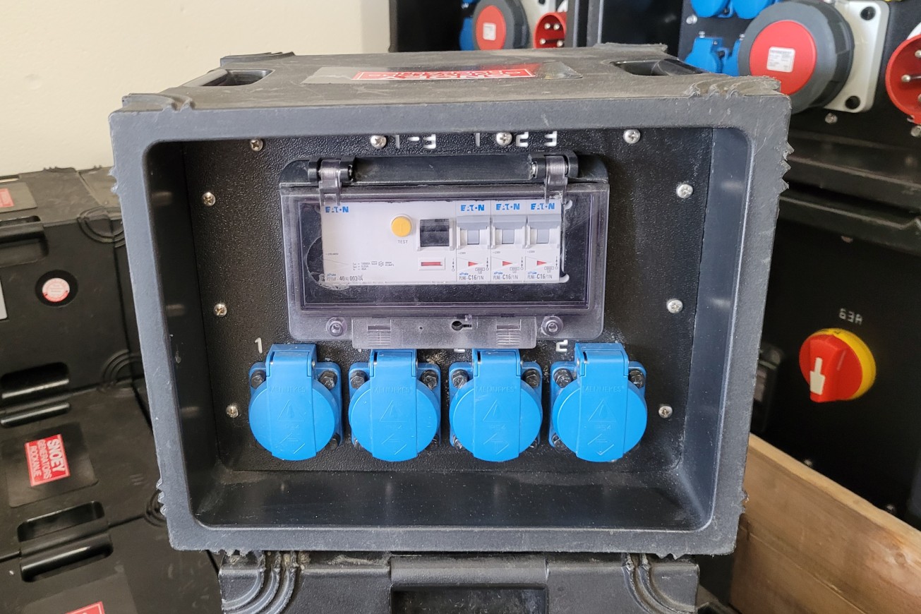 Verdeelkast 32A compact