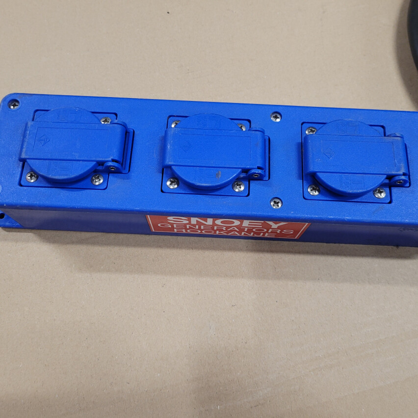 Verlengkabel 230V - 50 meter - 3 voudig 3