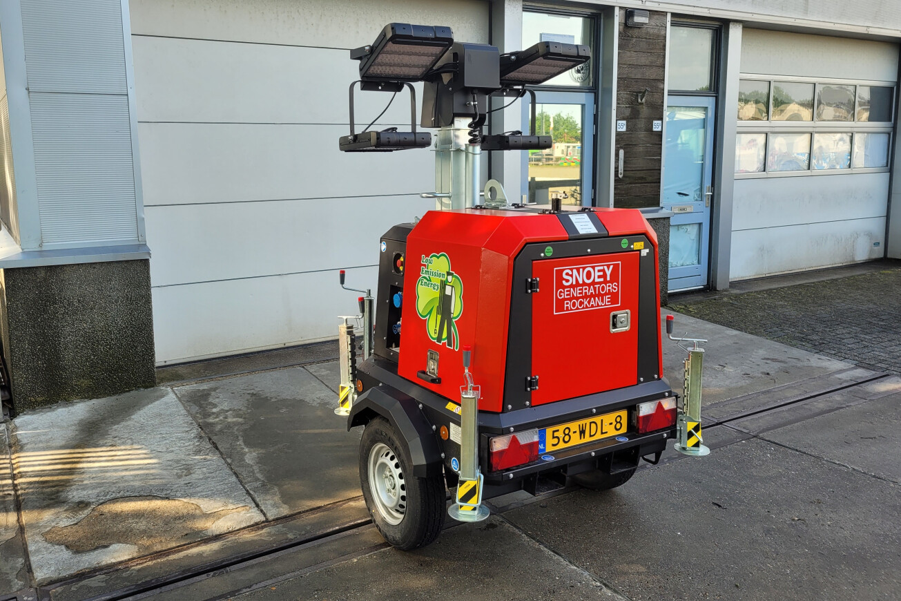 Mobiele Lichtmastwagen 4x320W LED