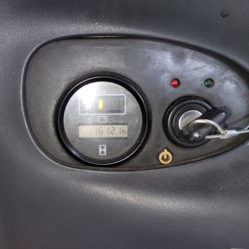 Linde L12 stapelaar 6