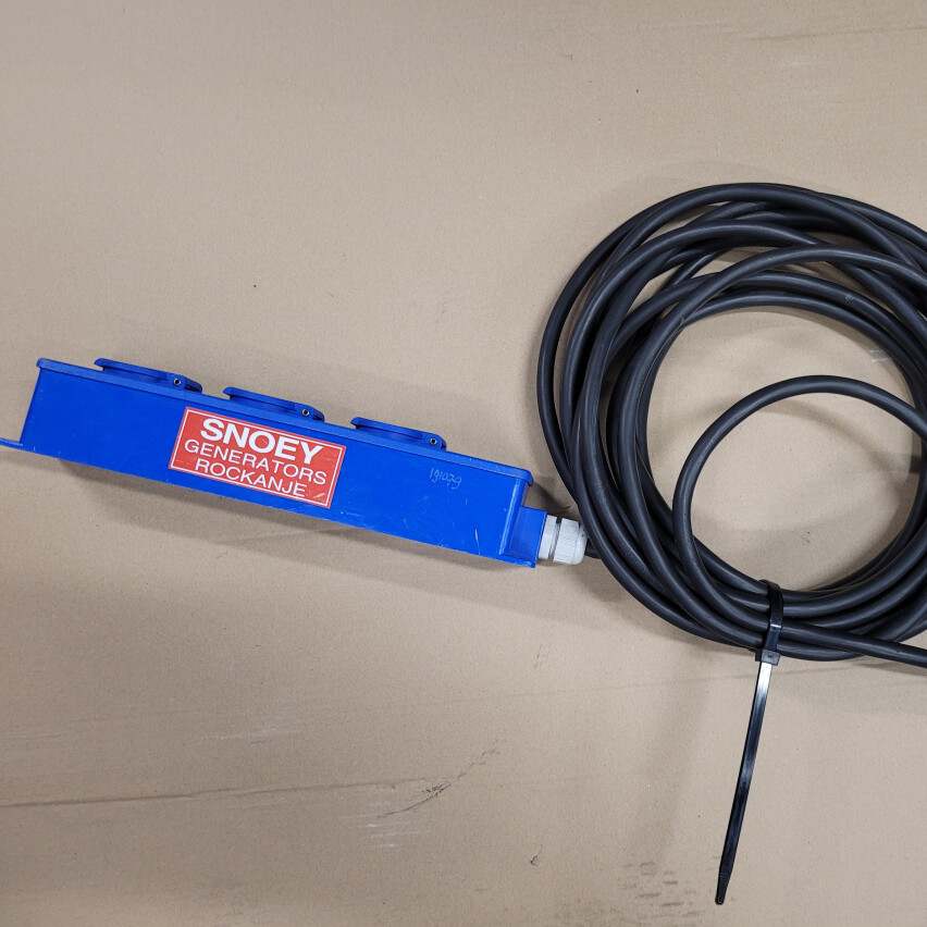 Verlengkabel 230V - 5 meter - 3 voudig 2