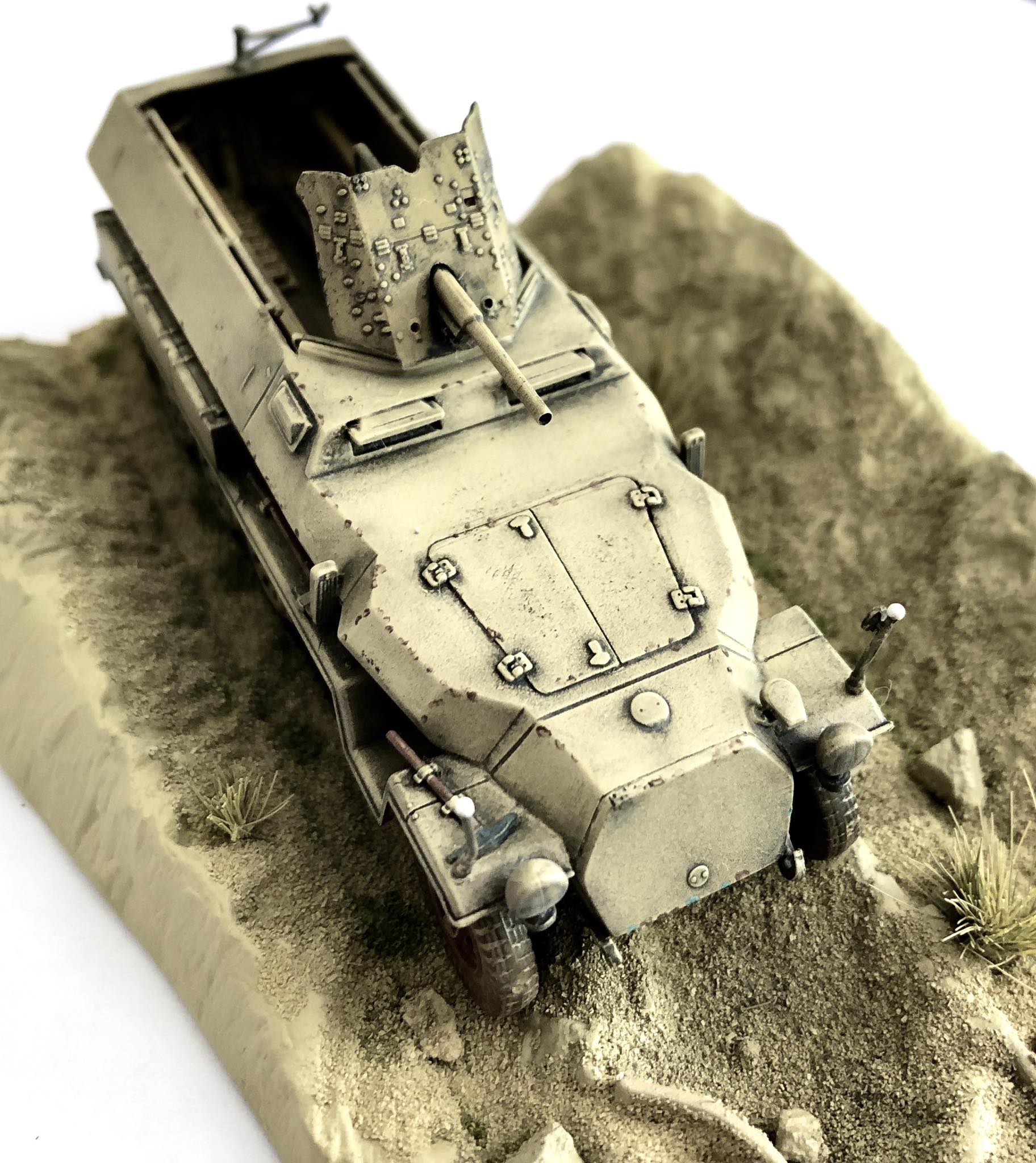 Figurine Collector 1/30 - SDKFZ 251/C Half-Track Avec Soldats Afrika Korps - The Collector's Showcase CS00353 - Neuf MIB